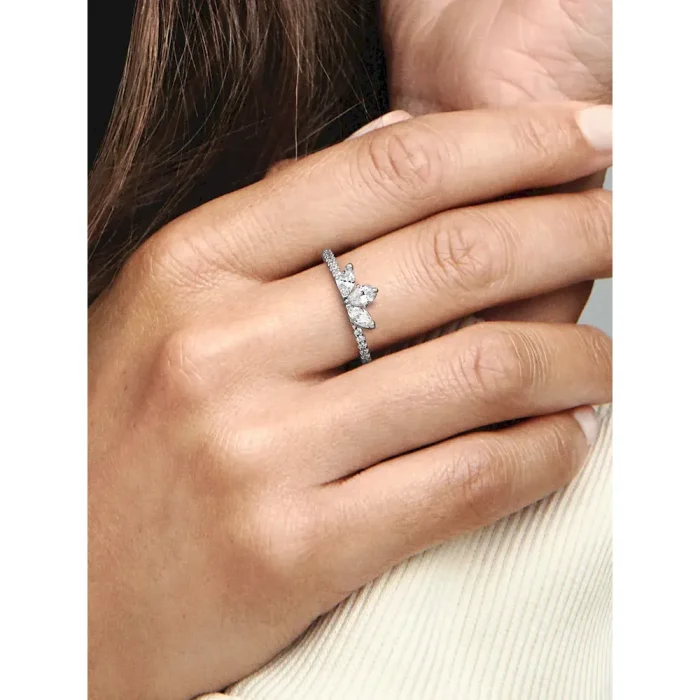 Sparkling Herbarium Cluster Ring - Image 2