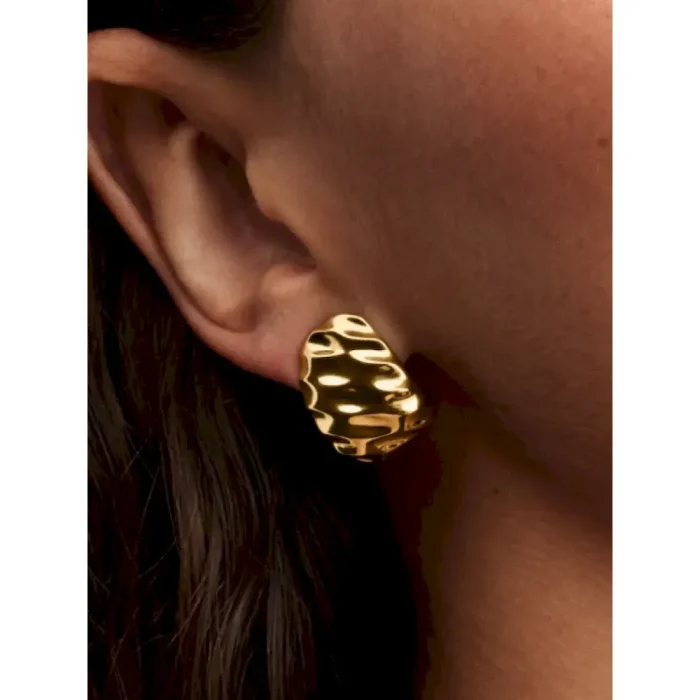 Rippled Wide Hoop Earrings - Image 2