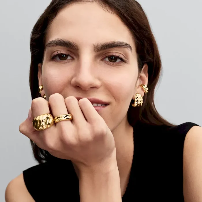 Rippled Wide Band Ring - Image 4