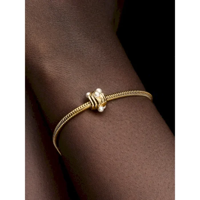 Abstract Waves Charm - Image 2