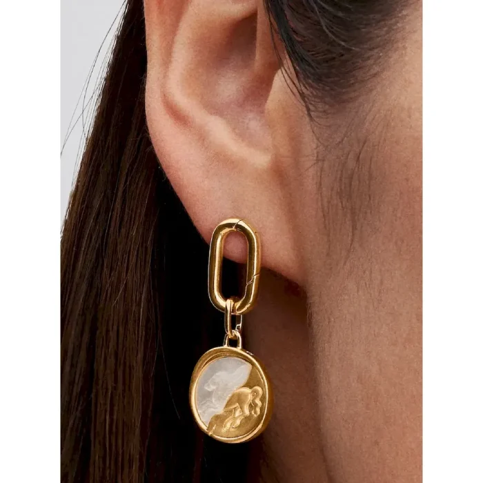 Pegasus Medallion Charm - Image 2