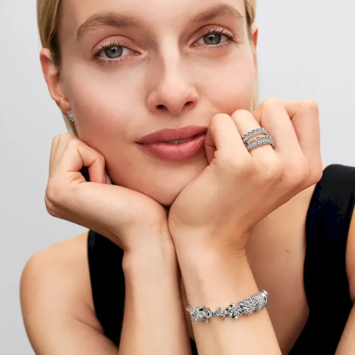 Handwritten Family Charm - Image 5