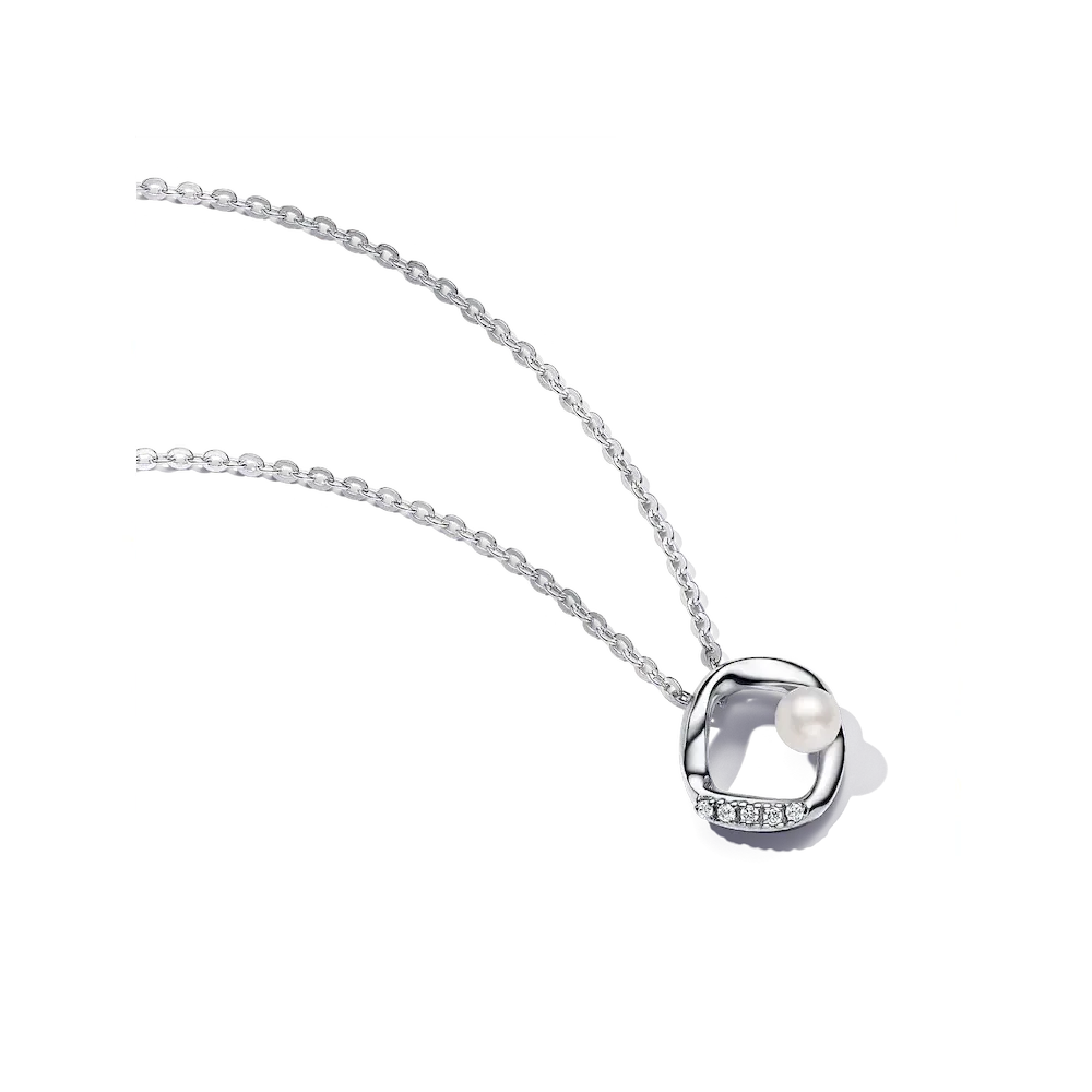 Organically Shaped Pavé Circle & Treated Freshwater Cultured Pearl Collier Necklace