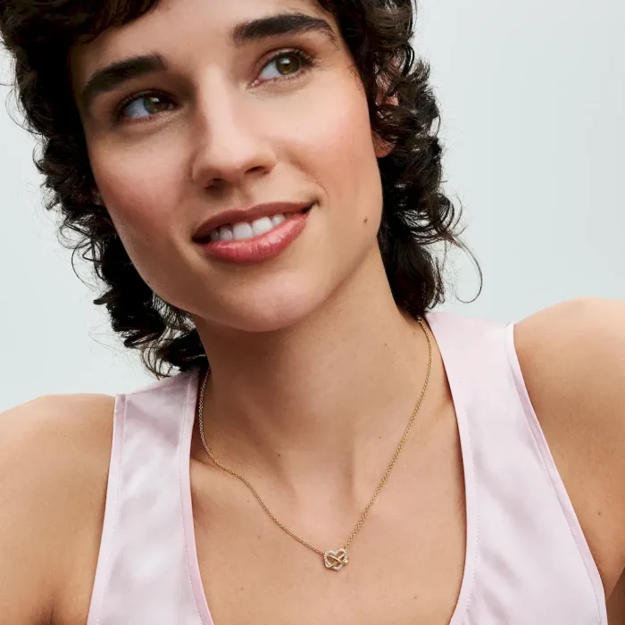 Sparkling Infinity Heart Collier Necklace - Image 3