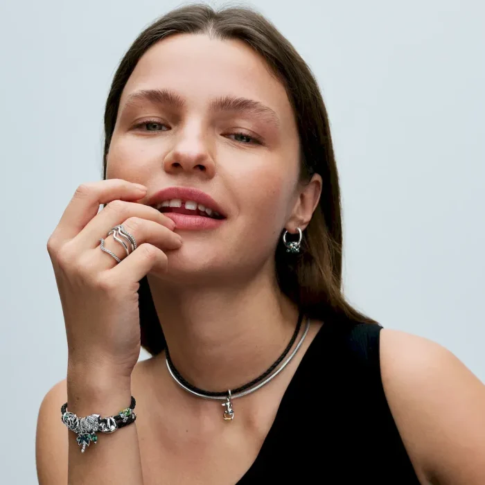 Green Monstera Leaves Charm - Image 4