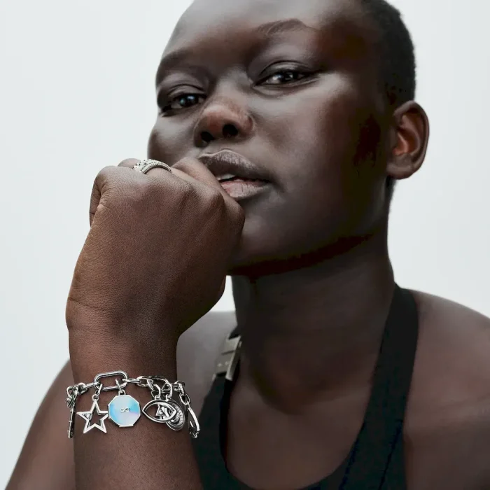 Five Openable Link Chain Bracelet - Image 6