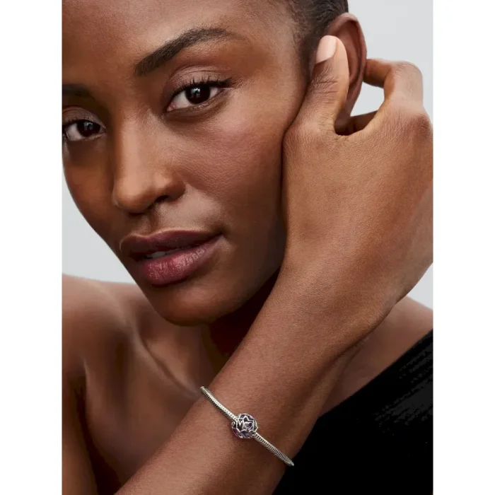 Openwork Hearts Mom Charm - Image 3