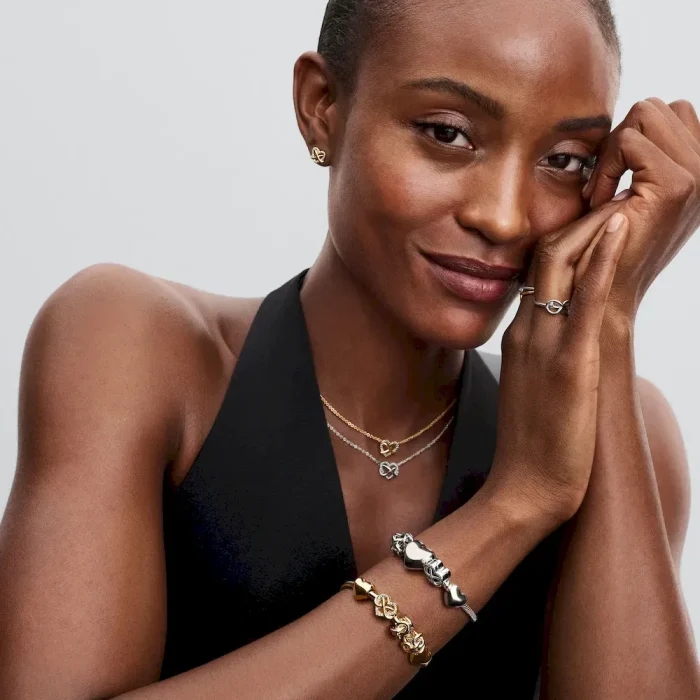 Sparkling Infinity Heart Clasp Snake Chain Bracelet - Image 3