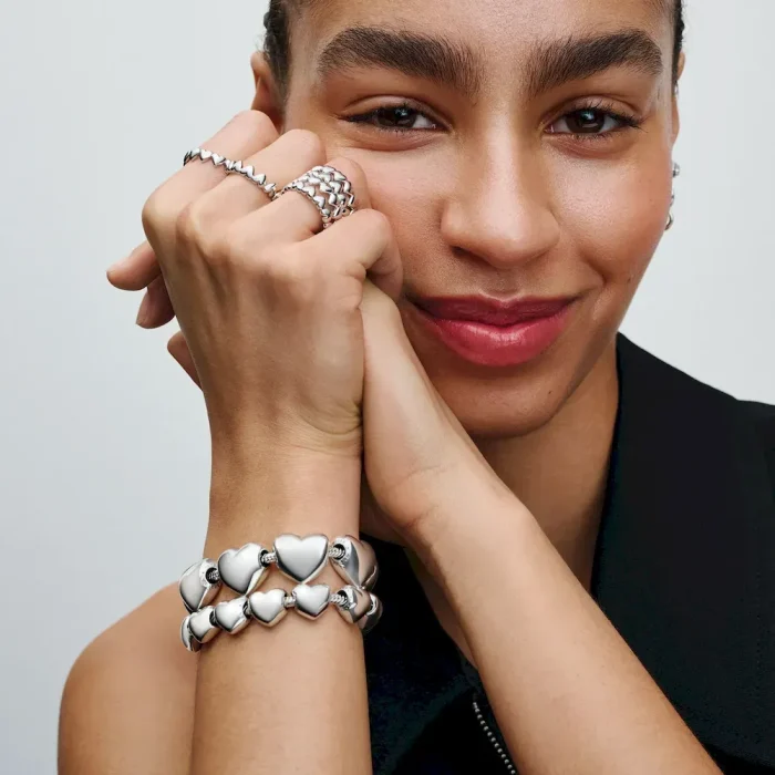 Row of Hearts Ring - Image 4