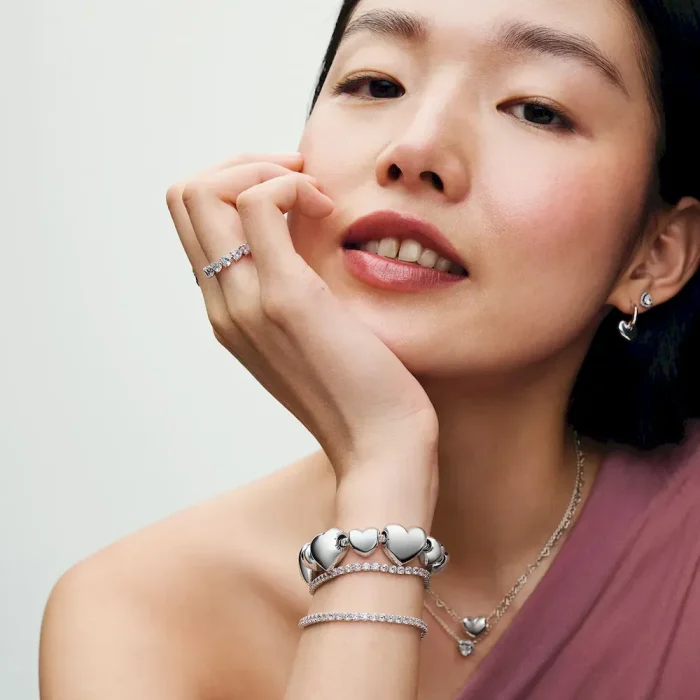 Band of Clear Hearts Ring - Image 6