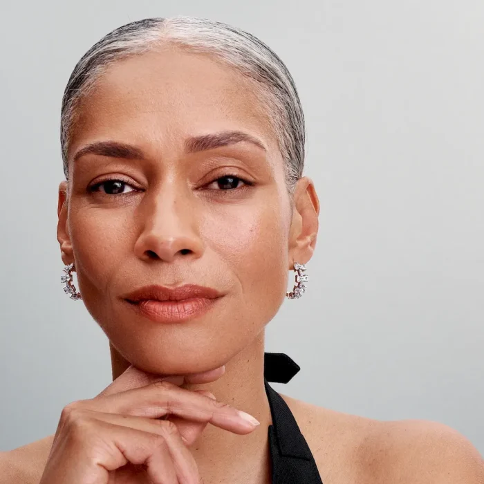 Sparkling Bow Stackable Earring Set - Image 5