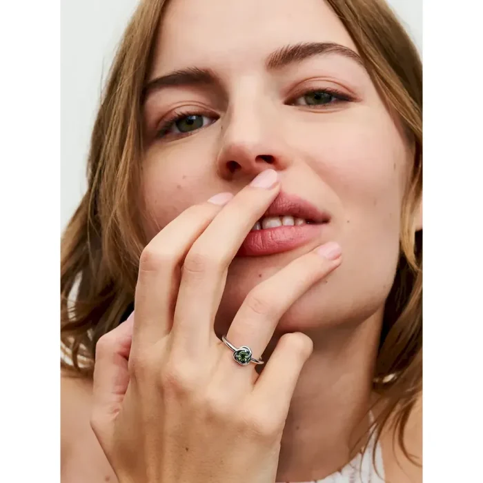 August Birthstone Eternity Circle Ring - Image 4