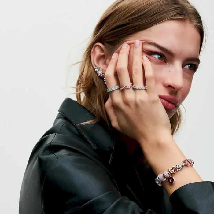 Band of Clear Hearts Ring - Image 5