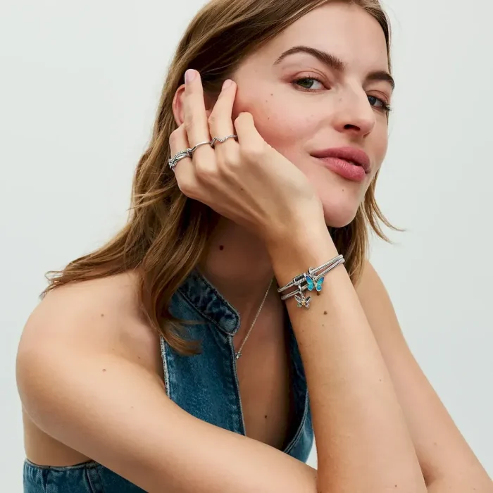 Easy-Close Magnetic Clasp Snake Chain Bracelet - Image 5